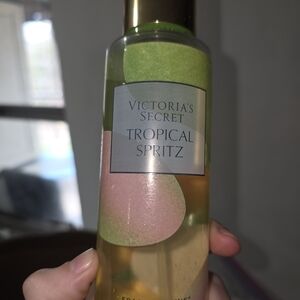Victoria's Secret Tropical Spritz Body Mist - Green and Pink